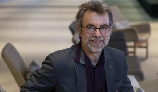 Professori Leo Tjäderhane on Hammaslääkäriseura Apollonian uusi puheenjohtaja