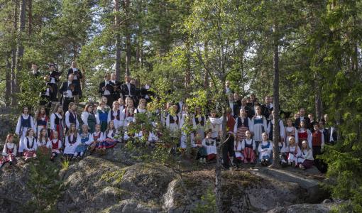 55 000 ihmistä osallistui Suomen luonnon päivän tapahtumiin - Suomalaiset liputtivat ahkerasti luonnolle